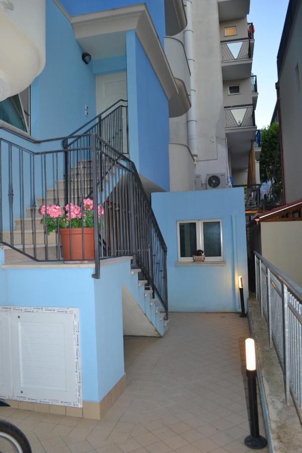 Residence Blu Marine Rimini Eksteriør bilde